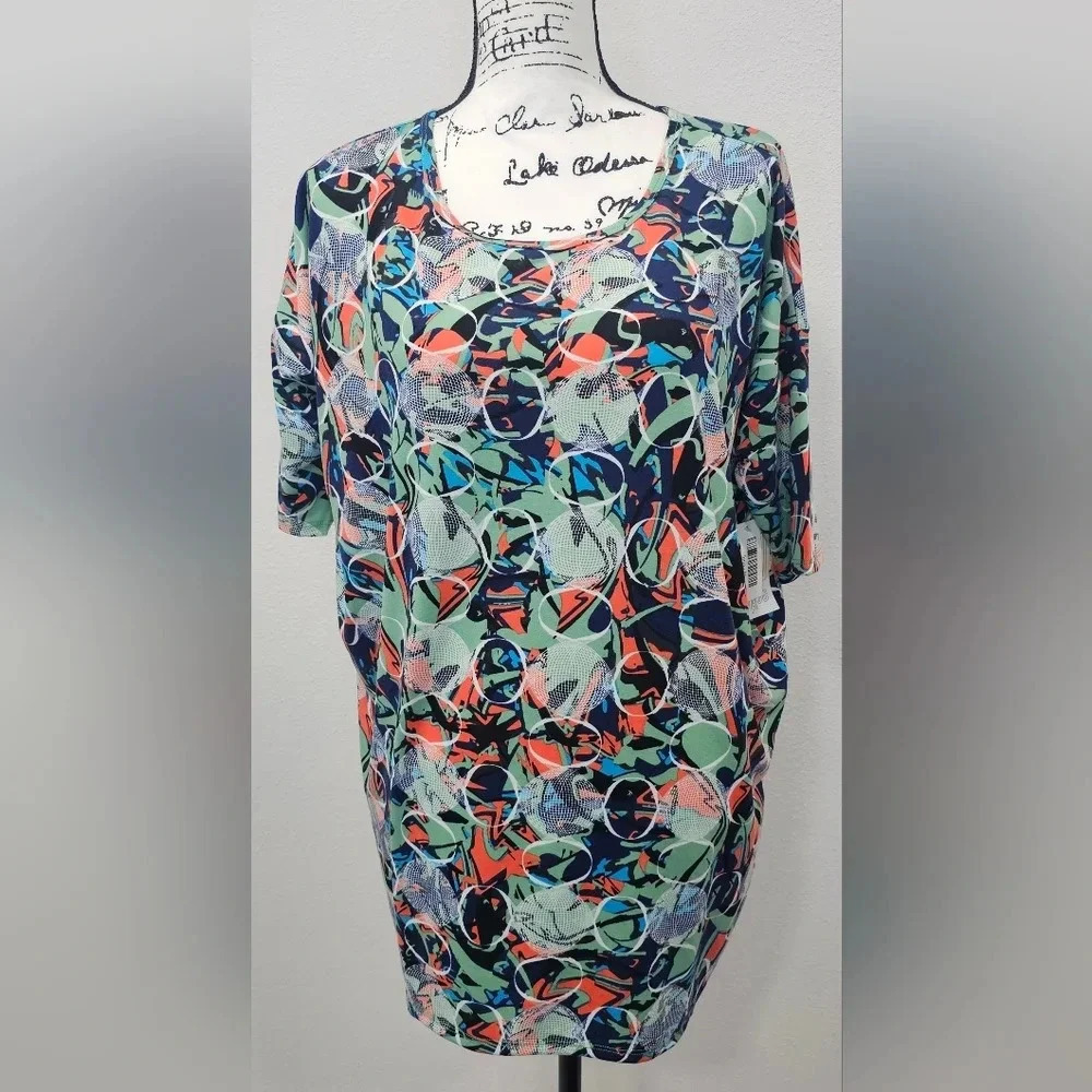 LuLaRoe Women's Irma High Low Short Sleeve Tunic Size M NWT